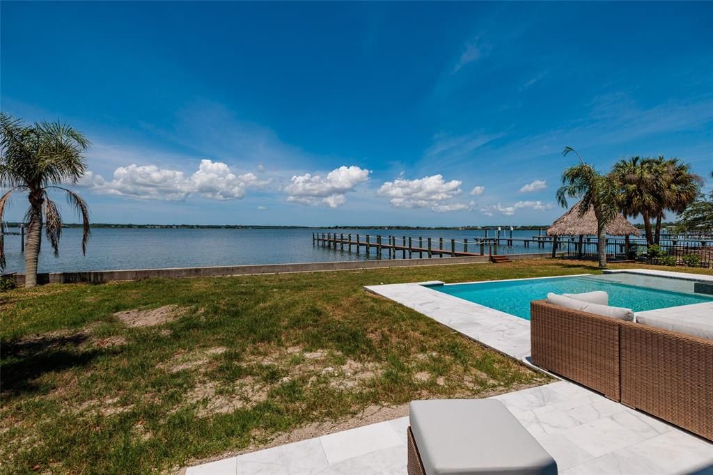 For Sale: $2,700,000 (5 beds, 4 baths, 4454 Square Feet)