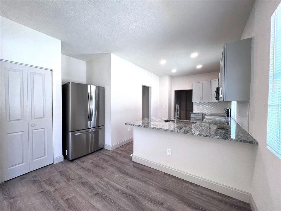 For Rent: $3,000 (3 beds, 2 baths, 2028 Square Feet)