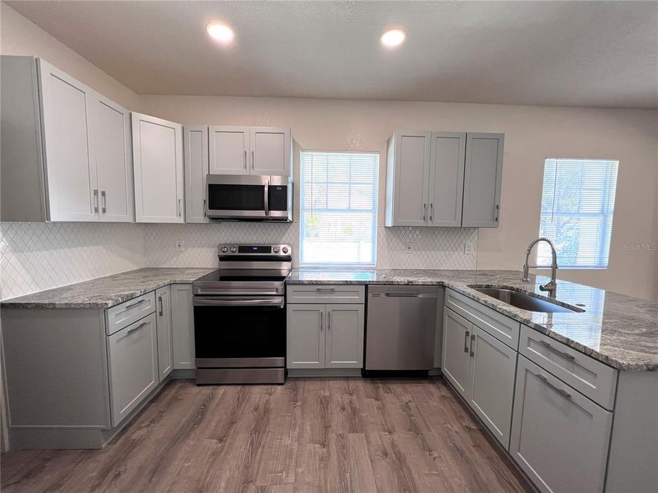 For Rent: $3,000 (3 beds, 2 baths, 2028 Square Feet)