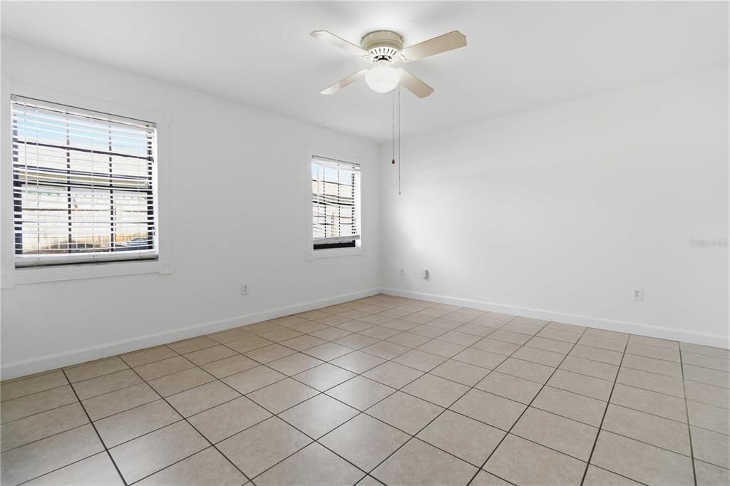 For Sale: $330,000 (3 beds, 2 baths, 1670 Square Feet)