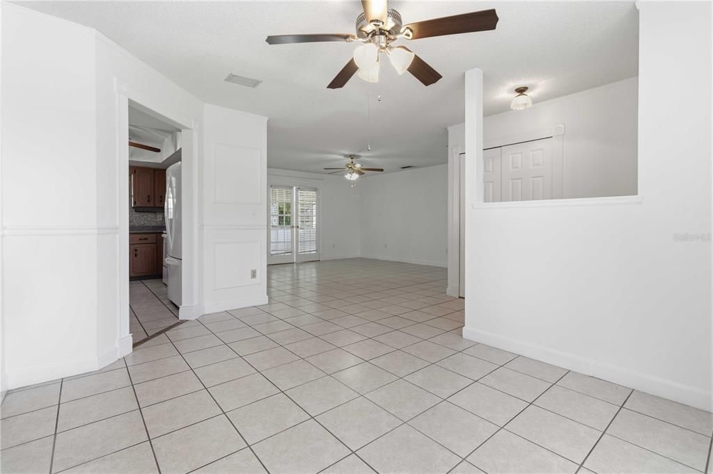 For Sale: $330,000 (3 beds, 2 baths, 1670 Square Feet)