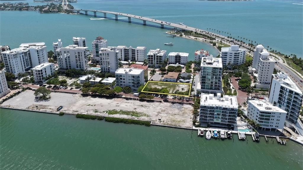 For Sale: $9,999,000 (0.50 acres)