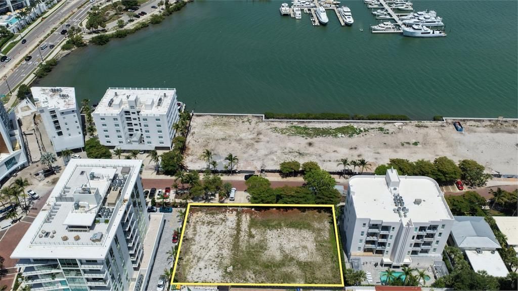 For Sale: $9,999,000 (0.50 acres)
