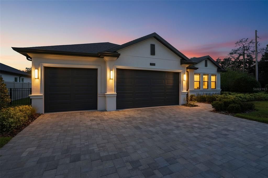 For Sale: $1,399,900 (4 beds, 4 baths, 3035 Square Feet)
