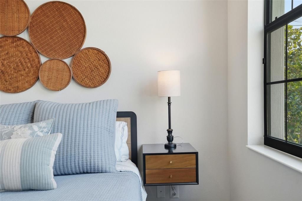 For Sale: $1,399,900 (4 beds, 4 baths, 3035 Square Feet)