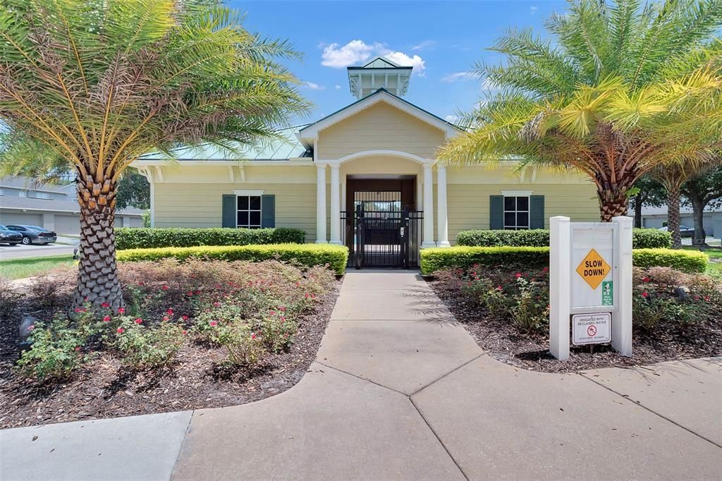 For Sale: $405,000 (3 beds, 2 baths, 1429 Square Feet)