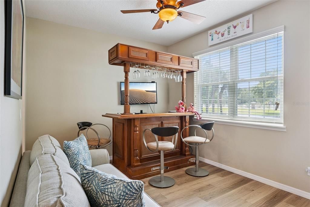 For Sale: $405,000 (3 beds, 2 baths, 1429 Square Feet)