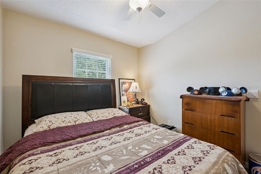 For Sale: $405,000 (3 beds, 2 baths, 1429 Square Feet)