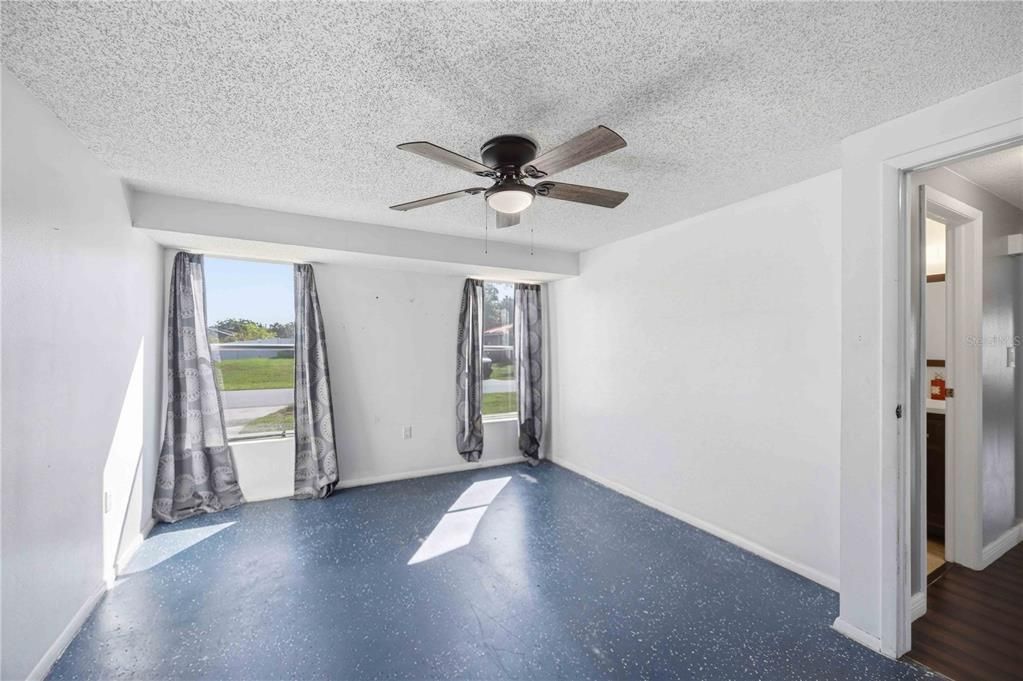 En Venta: $222,000 (2 camas, 2 baños, 1200 Pies cuadrados)