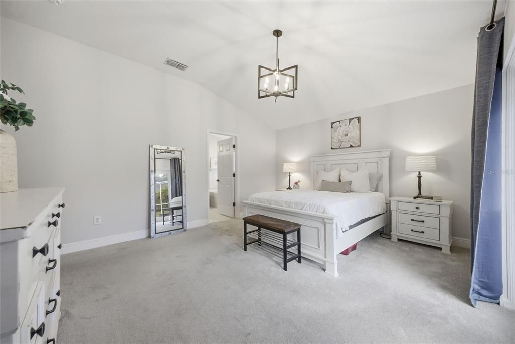 Active With Contract: $615,000 (4 beds, 2 baths, 1986 Square Feet)