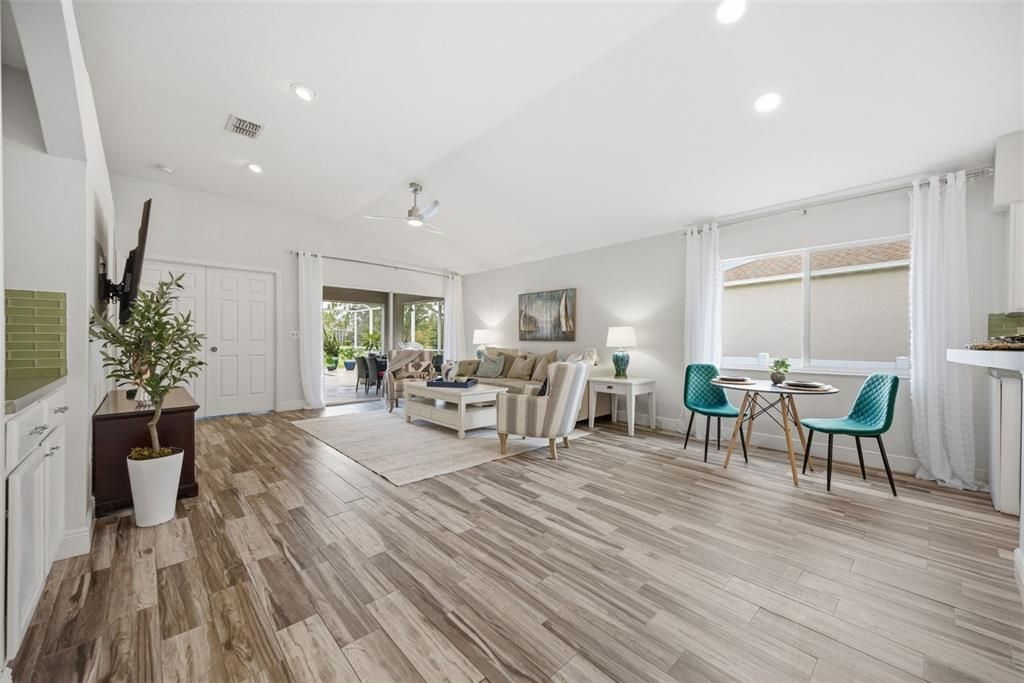 Active With Contract: $615,000 (4 beds, 2 baths, 1986 Square Feet)