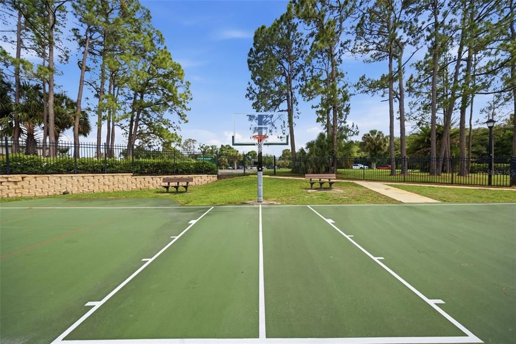 Active With Contract: $615,000 (4 beds, 2 baths, 1986 Square Feet)