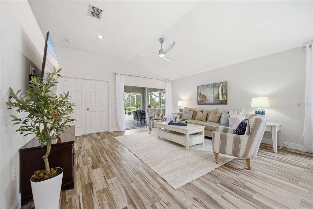Active With Contract: $615,000 (4 beds, 2 baths, 1986 Square Feet)