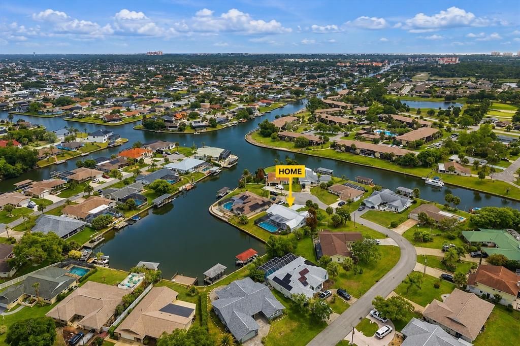 En Venta: $639,000 (3 camas, 2 baños, 2224 Pies cuadrados)