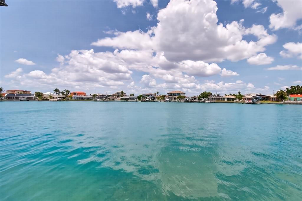 For Sale: $1,099,000 (4 beds, 2 baths, 1881 Square Feet)