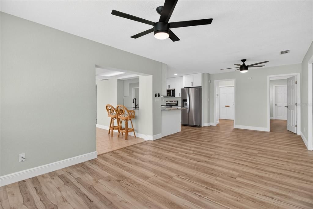 For Sale: $1,099,000 (4 beds, 2 baths, 1881 Square Feet)