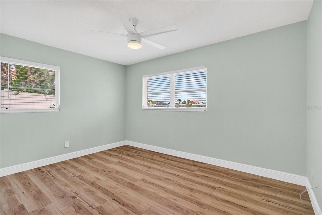 For Sale: $1,099,000 (4 beds, 2 baths, 1881 Square Feet)