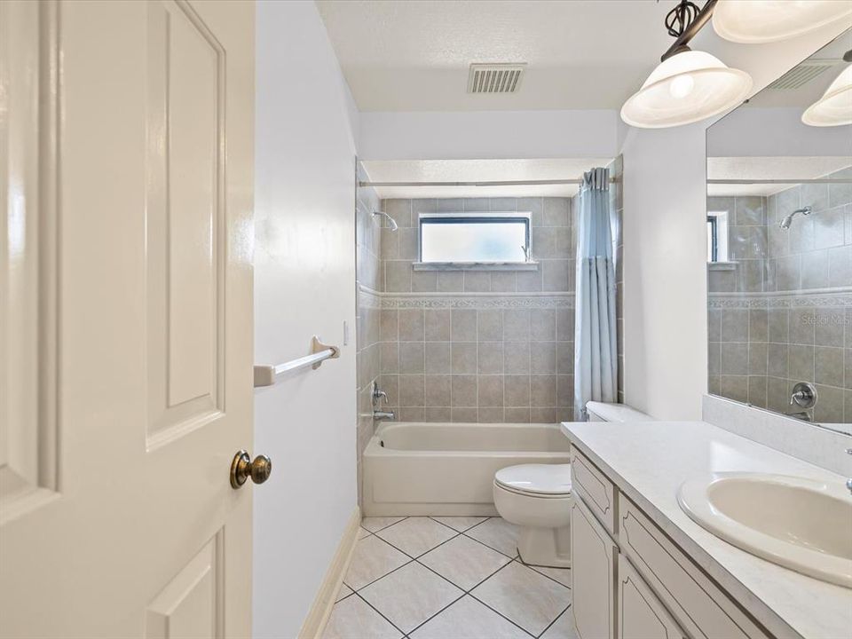 For Sale: $650,000 (3 beds, 2 baths, 1854 Square Feet)