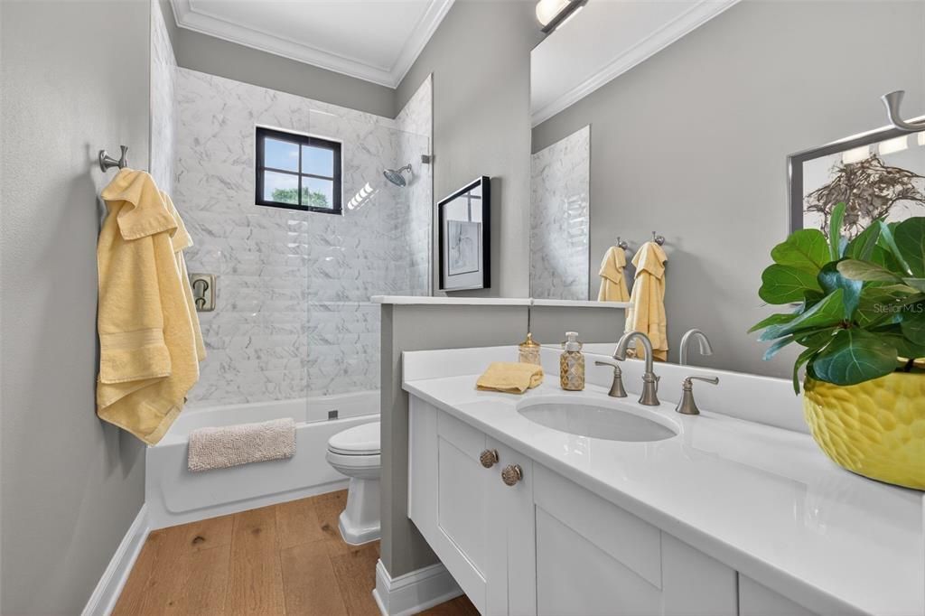 For Sale: $995,000 (3 beds, 2 baths, 2055 Square Feet)