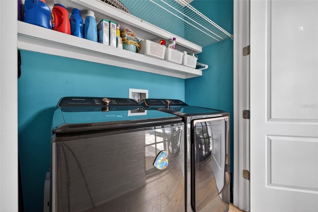 For Sale: $995,000 (3 beds, 2 baths, 2055 Square Feet)