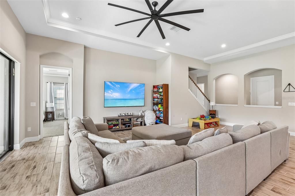 For Sale: $815,000 (4 beds, 4 baths, 3164 Square Feet)