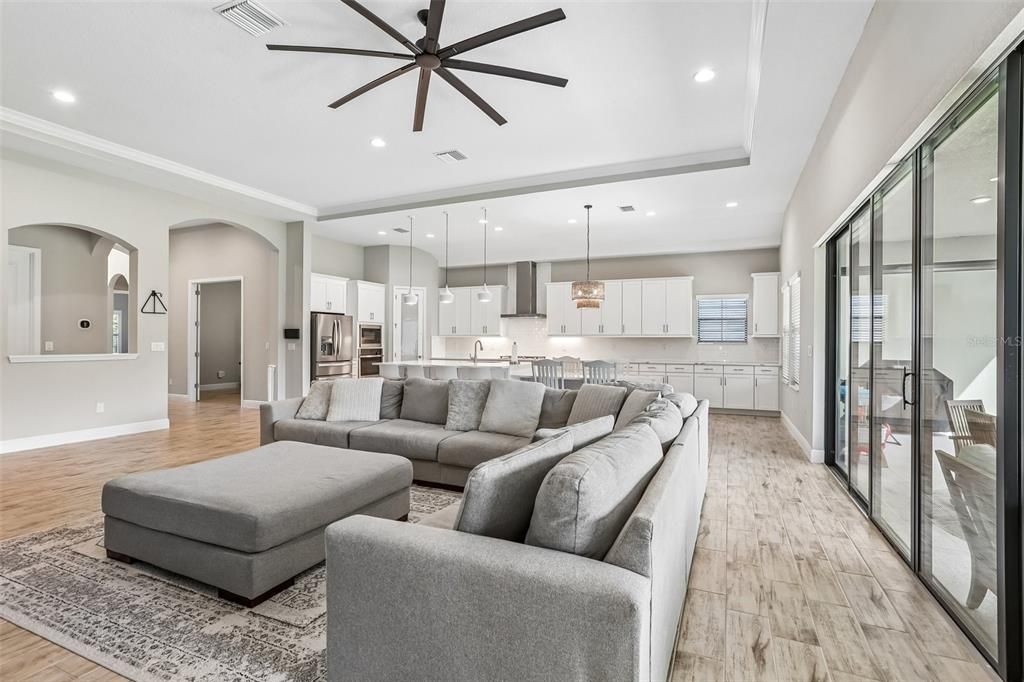 For Sale: $815,000 (4 beds, 4 baths, 3164 Square Feet)