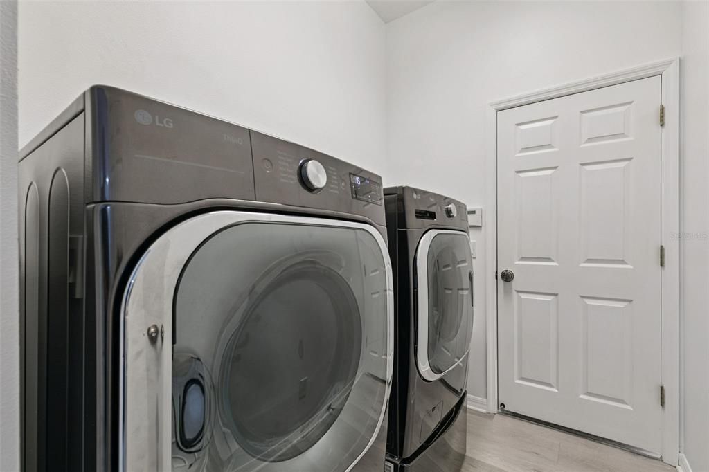 For Sale: $599,000 (4 beds, 3 baths, 2248 Square Feet)