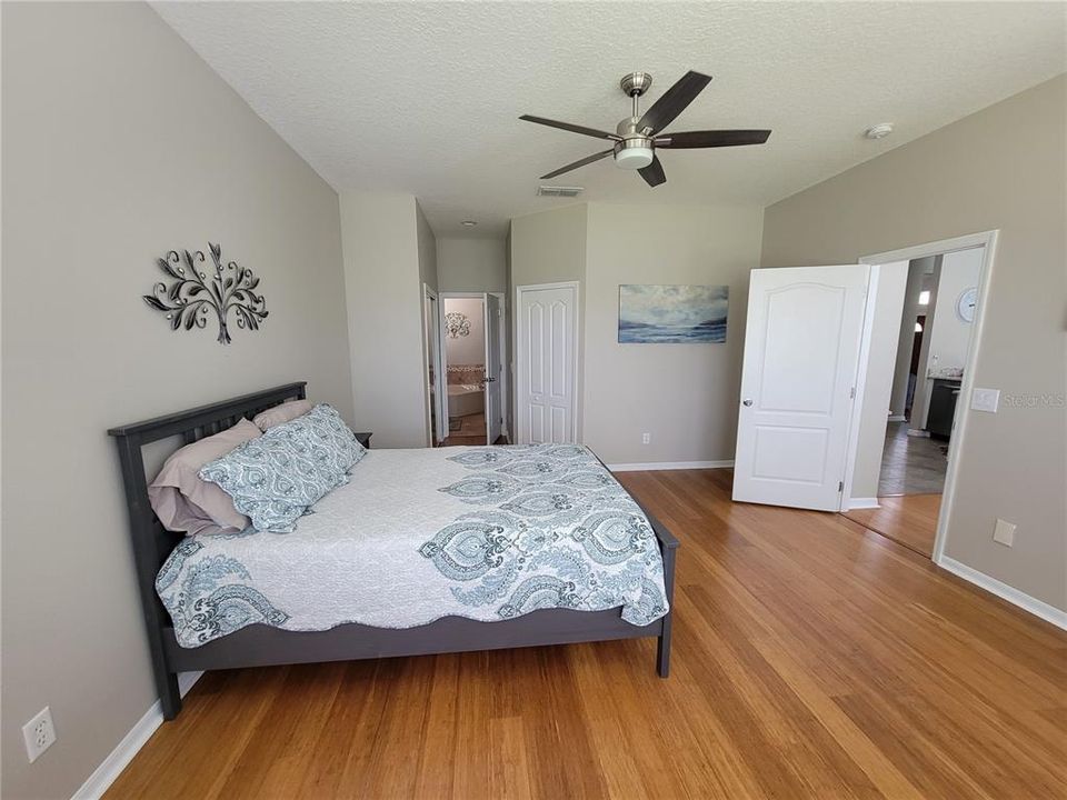 For Sale: $695,000 (5 beds, 3 baths, 3207 Square Feet)