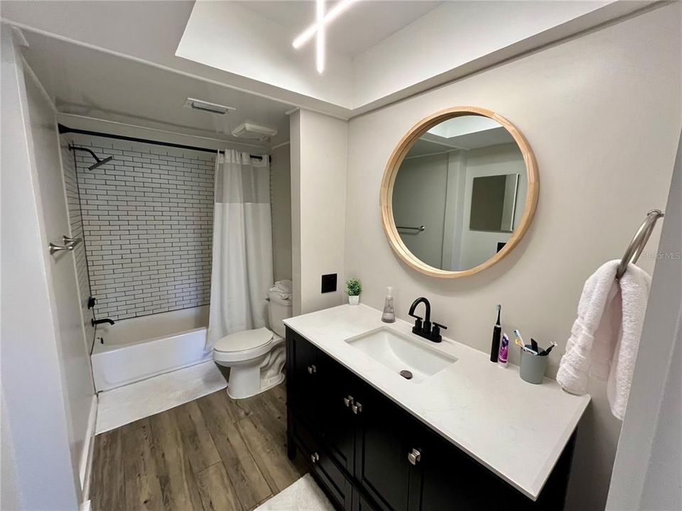 В аренду: $1,950 (1 спален, 1 ванн, 790 Квадратных фут)