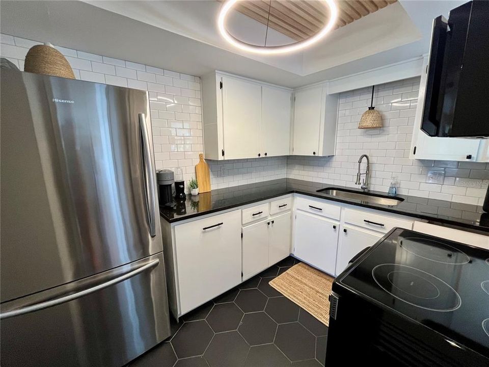 В аренду: $1,950 (1 спален, 1 ванн, 790 Квадратных фут)