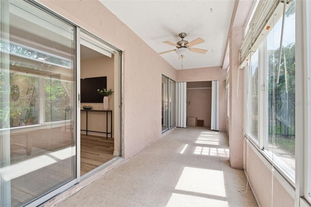 For Sale: $121,000 (2 beds, 2 baths, 1144 Square Feet)