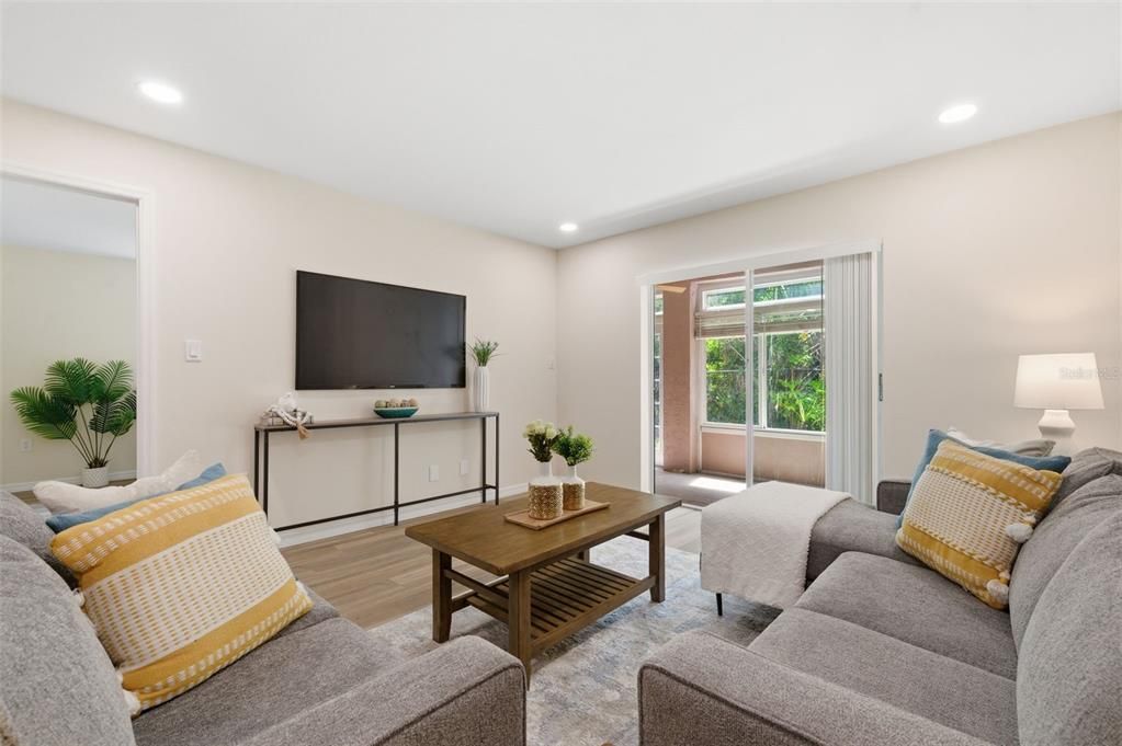For Sale: $121,000 (2 beds, 2 baths, 1144 Square Feet)