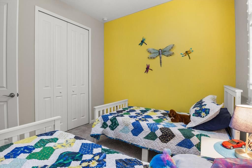 For Sale: $385,000 (4 beds, 2 baths, 1928 Square Feet)