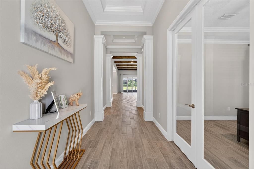 For Sale: $995,000 (5 beds, 4 baths, 4709 Square Feet)