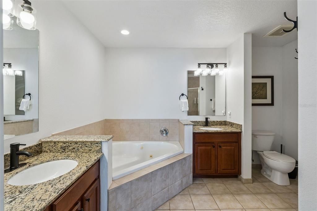 En Venta: $273,999 (3 camas, 2 baños, 1459 Pies cuadrados)
