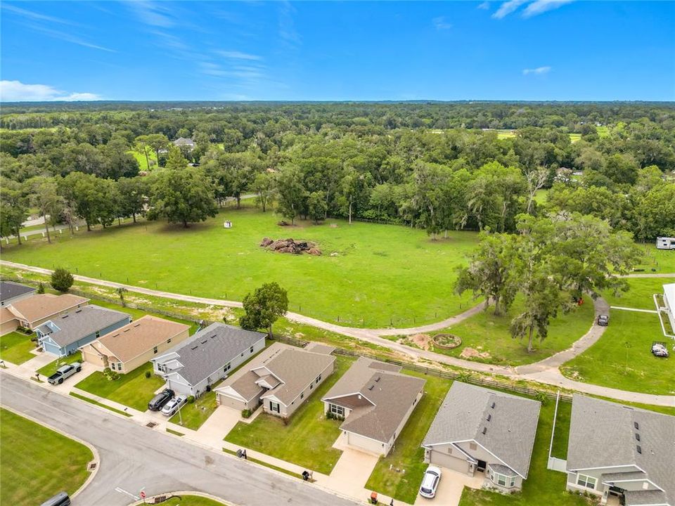 For Sale: $269,990 (3 beds, 2 baths, 1370 Square Feet)