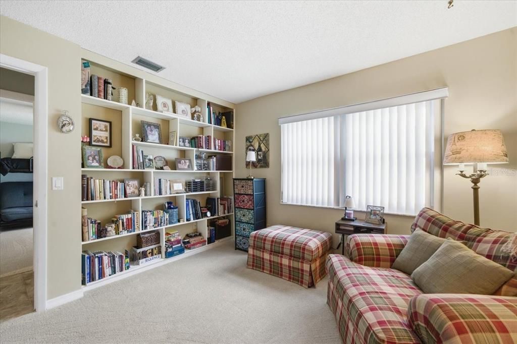 For Sale: $475,000 (4 beds, 2 baths, 1772 Square Feet)