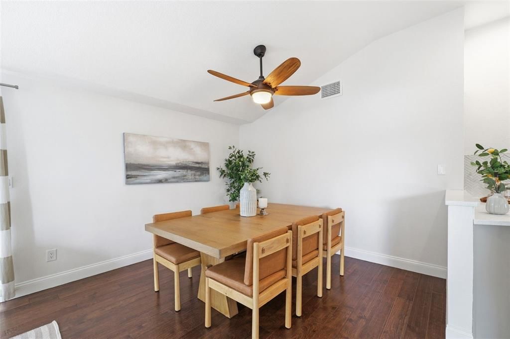 For Sale: $509,900 (4 beds, 2 baths, 1784 Square Feet)