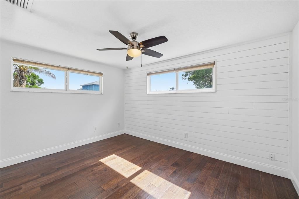 For Sale: $509,900 (4 beds, 2 baths, 1784 Square Feet)