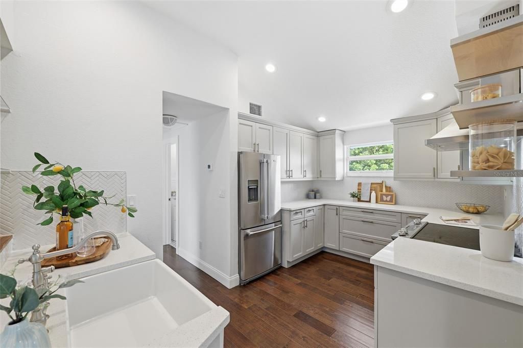 For Sale: $509,900 (4 beds, 2 baths, 1784 Square Feet)