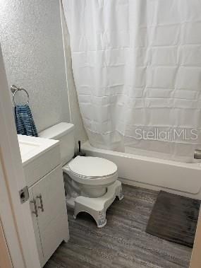 For Rent: $1,725 (2 beds, 1 baths, 974 Square Feet)