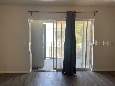 For Rent: $1,725 (2 beds, 1 baths, 974 Square Feet)