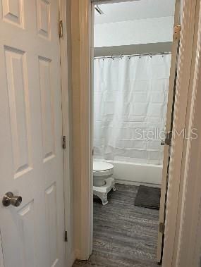 For Rent: $1,725 (2 beds, 1 baths, 974 Square Feet)