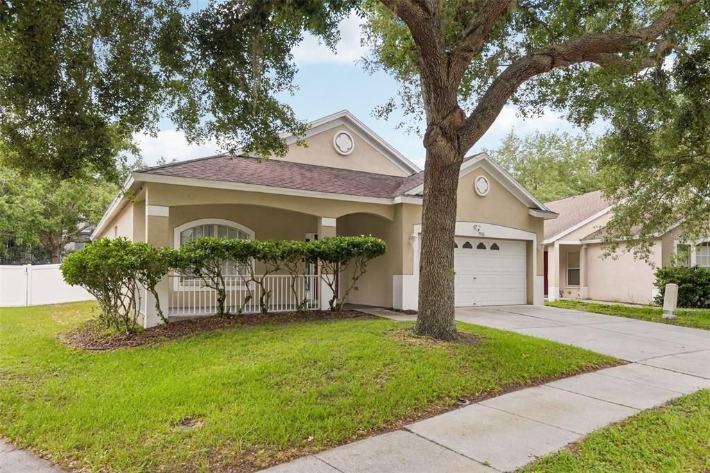 For Sale: $380,000 (3 beds, 2 baths, 1705 Square Feet)