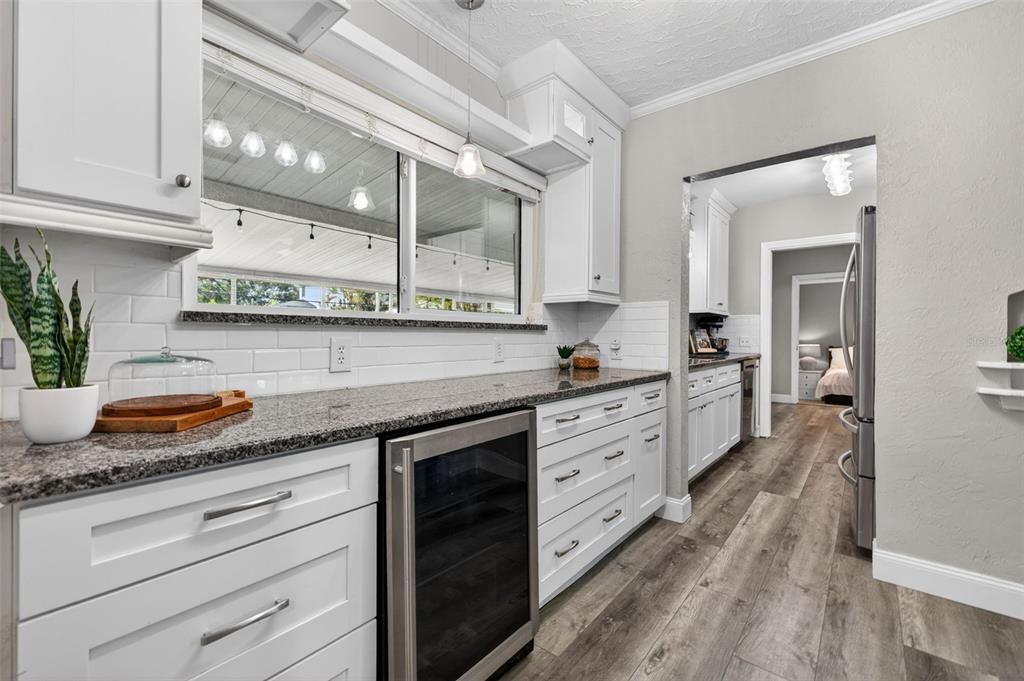 For Sale: $599,995 (3 beds, 2 baths, 1363 Square Feet)