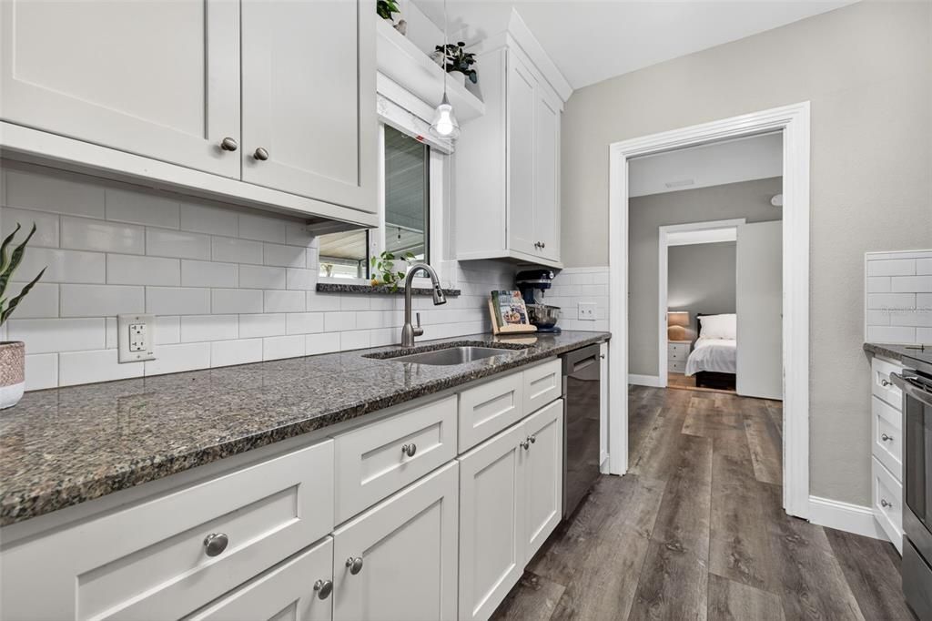 For Sale: $599,995 (3 beds, 2 baths, 1363 Square Feet)