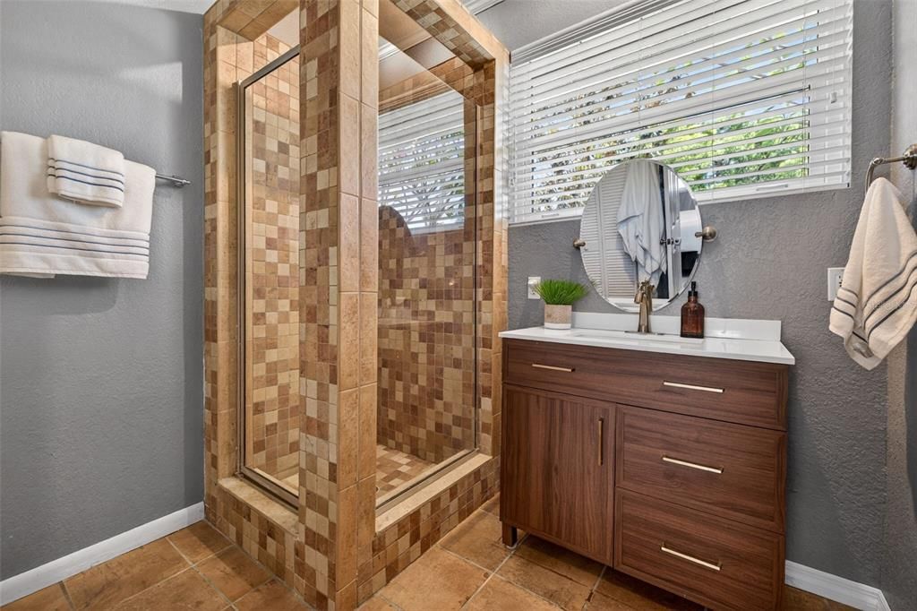 For Sale: $599,995 (3 beds, 2 baths, 1363 Square Feet)