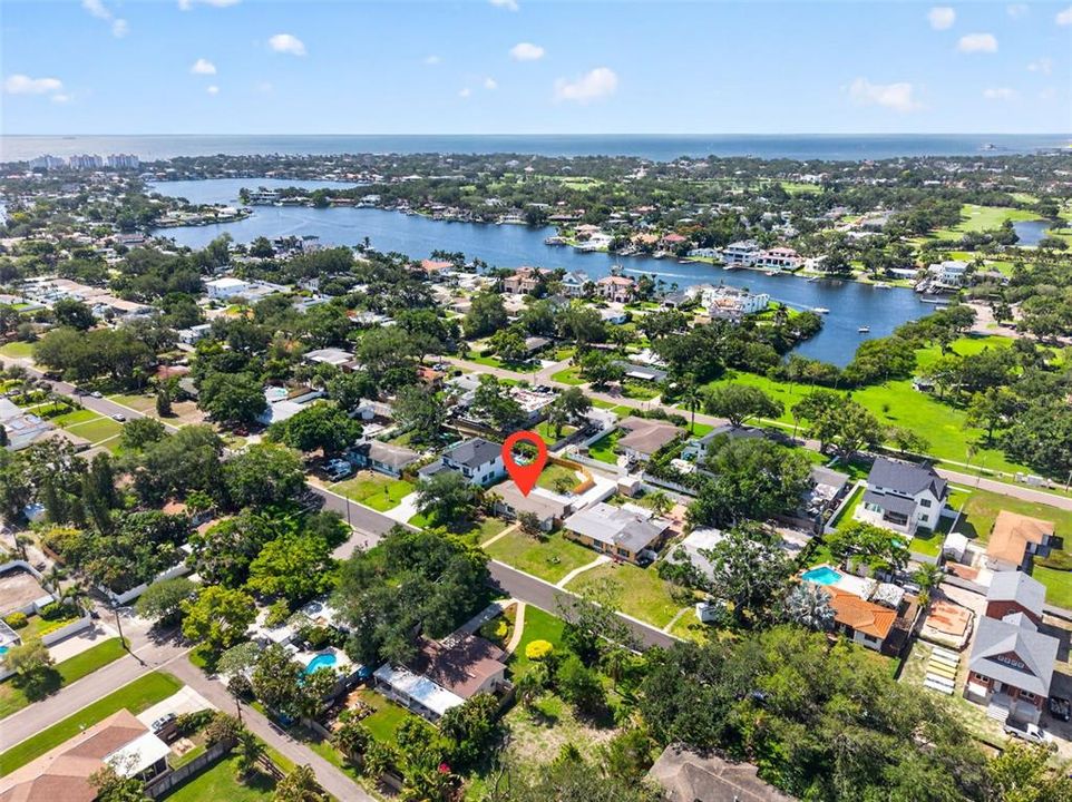 For Sale: $599,995 (3 beds, 2 baths, 1363 Square Feet)