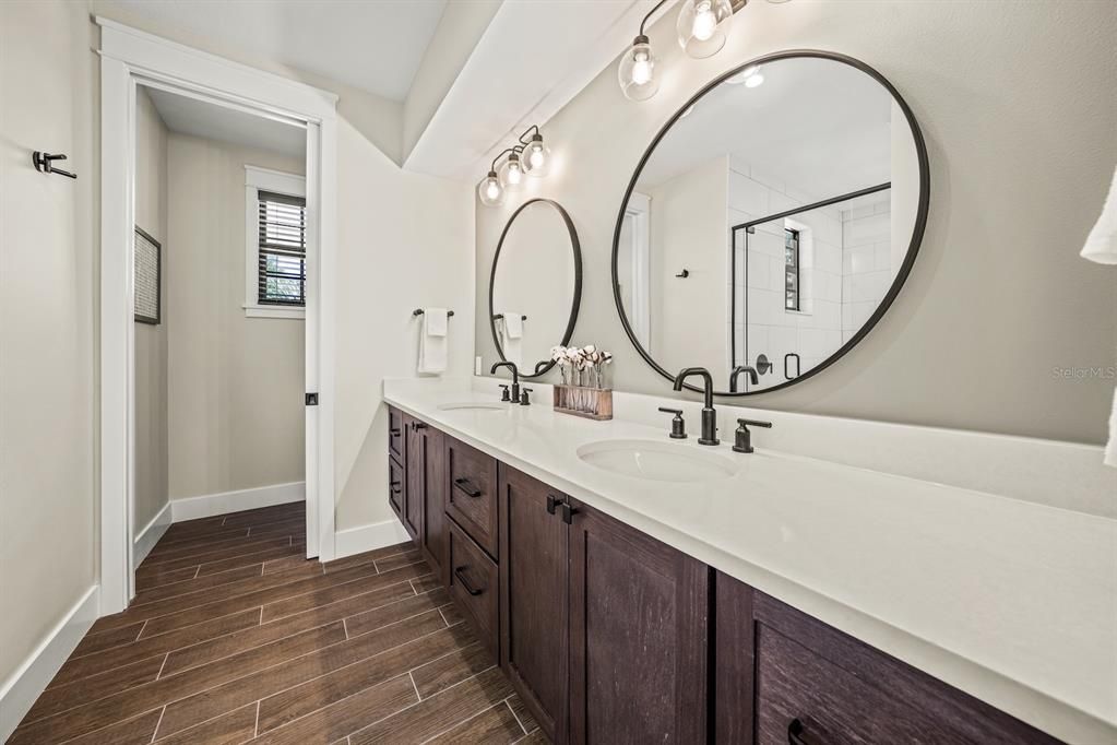 For Sale: $2,895,000 (5 beds, 0 baths, 2966 Square Feet)
