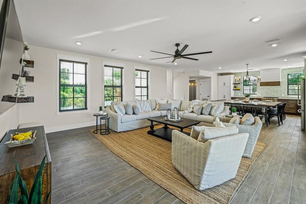 For Sale: $2,895,000 (5 beds, 0 baths, 2966 Square Feet)